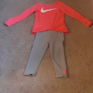 A Nike matching shirt and pants